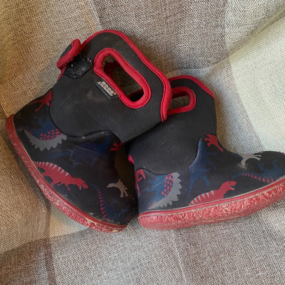Kids bog boots